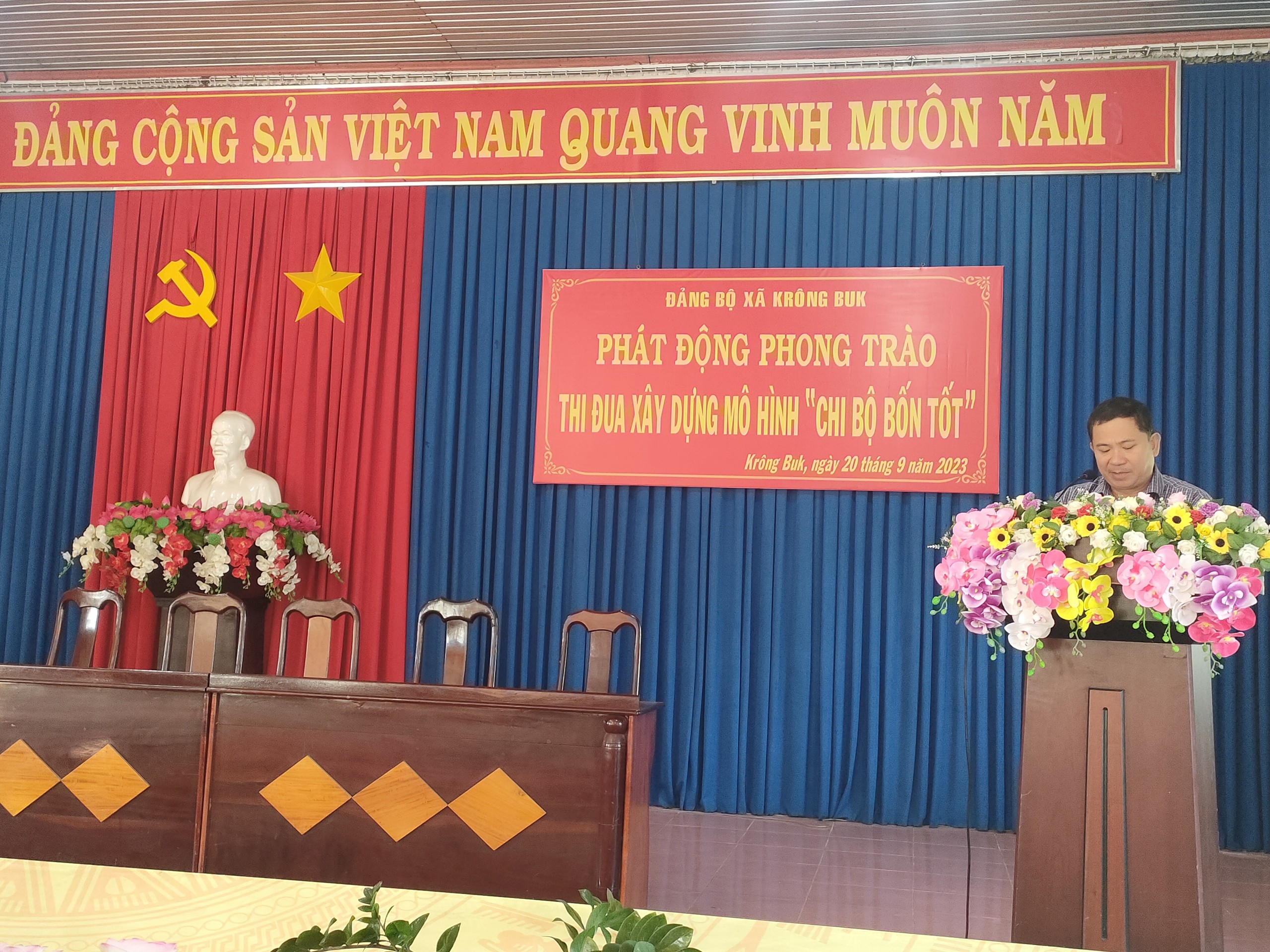 Đảng bộ xã Krông Buk tổ chức phát động phong trào thi đua xây dựng mô hình "Chi bộ bốn tốt"
